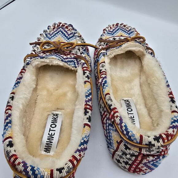 Minnetonka Native American canvas faux fur lining slipper shoes leather bows 9 - Picture 9 of 10